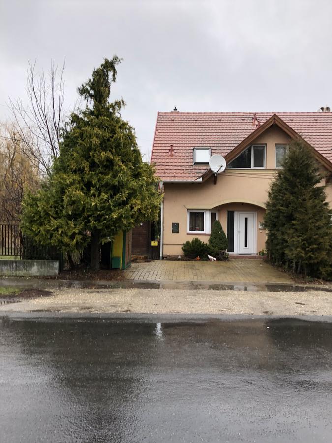 Vml Premium Apartman Mosonmagyaróvár エクステリア 写真