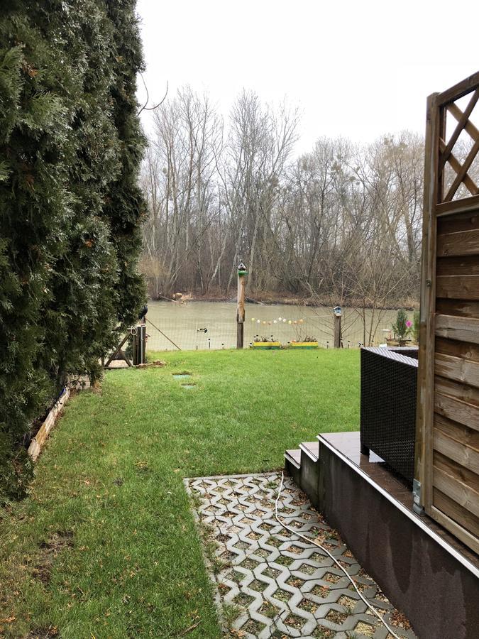 Vml Premium Apartman Mosonmagyaróvár エクステリア 写真